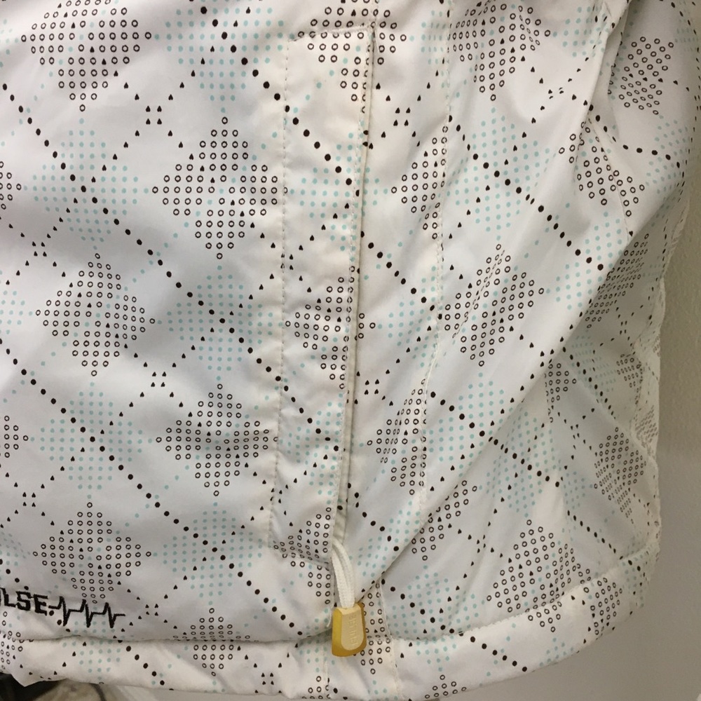 Pulse | Winter Jacket - Picture 6 of 16